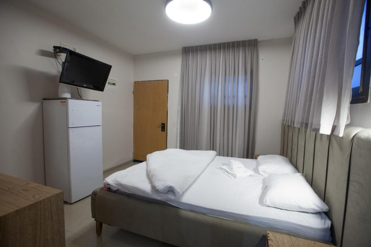 Puy Ahuzat Haosher Hotel Tiberias Exterior photo