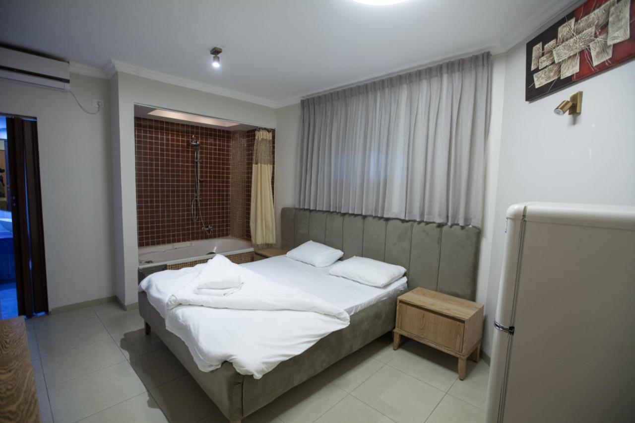 Puy Ahuzat Haosher Hotel Tiberias Exterior photo